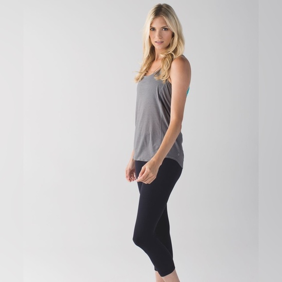 Lululemon Wild Tank 2 in 1 Built in Bra Flowy Workout Tank - Picture 6 of 9